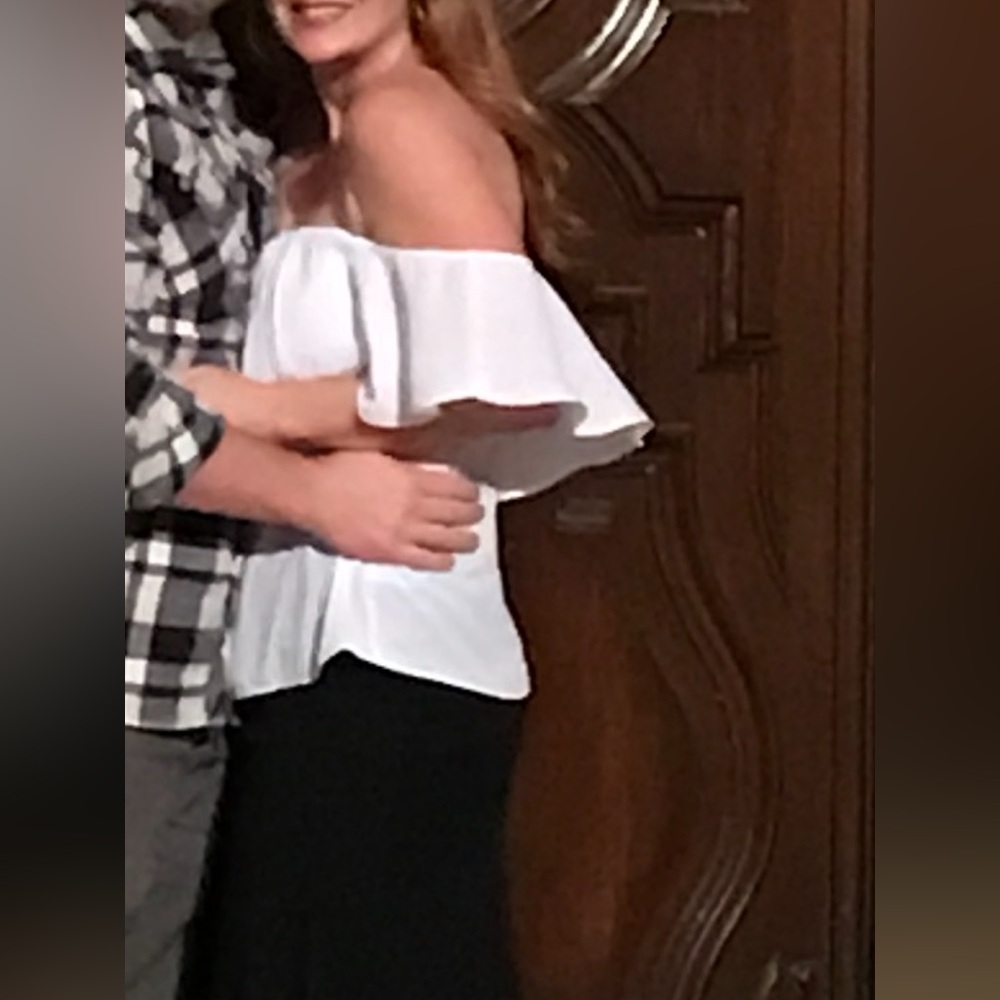 Show Me Your MuMu Chiquita Off-Shoulder Blouse - Picture 4 of 5
